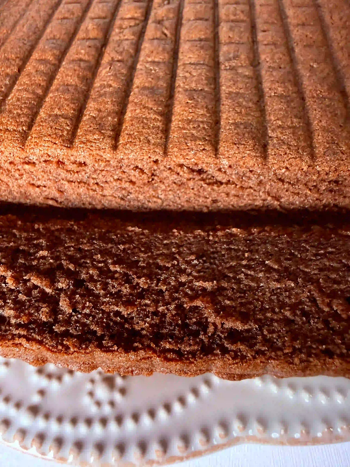 Pulut Hitam Hati Emas Butter Cake (European Style Butter Cake Enriched With Black Glutinous Rice Flour, Fresh Coconut Cream and Gula Melaka) Pre-Order