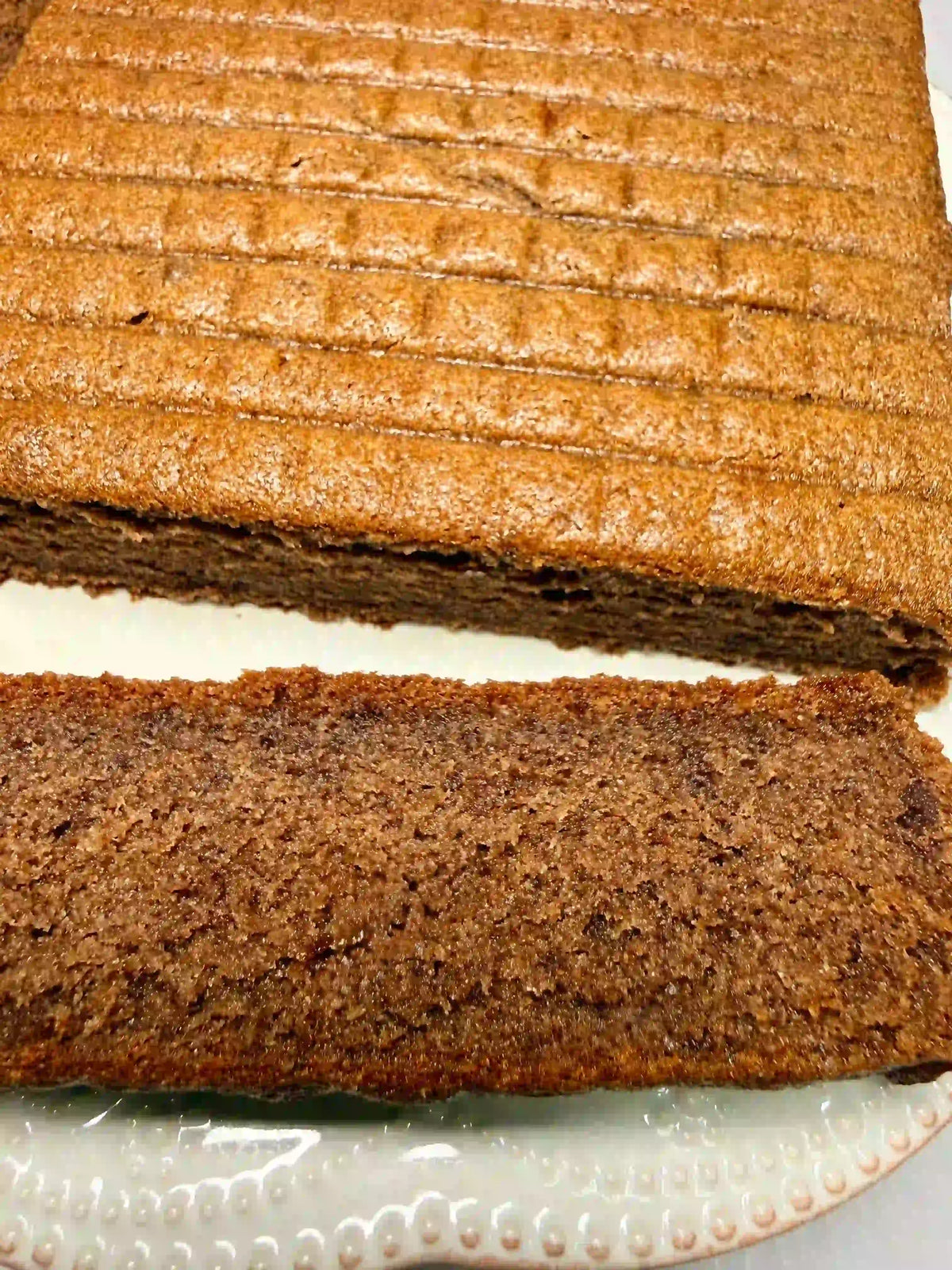 Pulut Hitam Hati Emas Butter Cake (European Style Butter Cake Enriched With Black Glutinous Rice Flour, Fresh Coconut Cream and Gula Melaka) Pre-Order