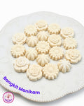 Bangkit Manikam (Traditional Malay Style Tapioca Cookies Enriched With Coconut Cream) Pre-Order