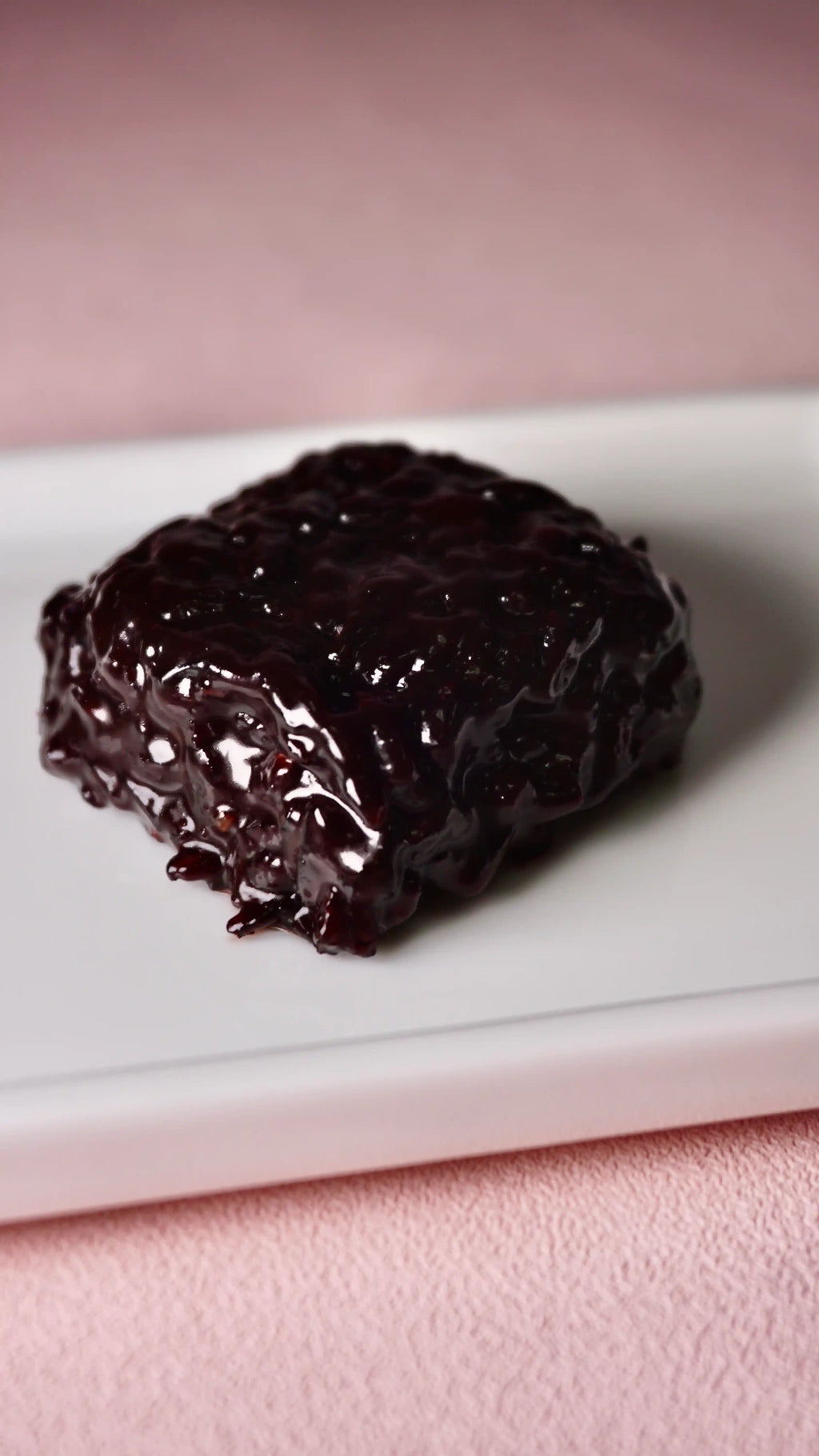 Wajek Hitam Manis (Wajek Pulut Hitam) / Kavuni Arisi Mittai/ Kavuni Rice Sweet/ Wajik Ketan Hitam (A traditional Malay steamed sweet cake made with 100% pure high-quality Gula Melaka and fresh coconut cream extract) Pre-Order
