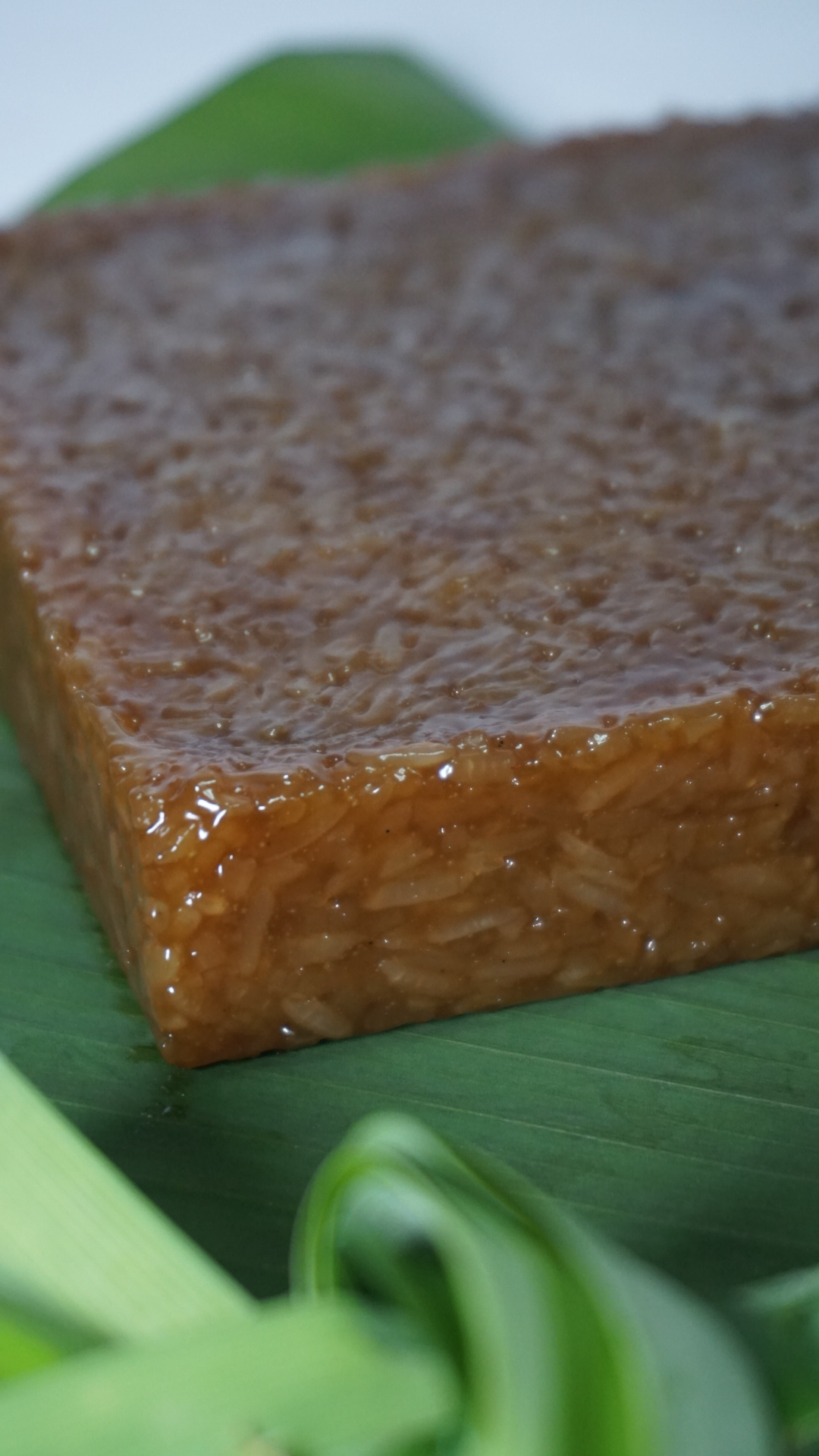 Wajek Chetti / Traditional Chetti Melakan Pure Palm Sugar Enriched Steamed Glutinous Rice Cake (Pre-Order)