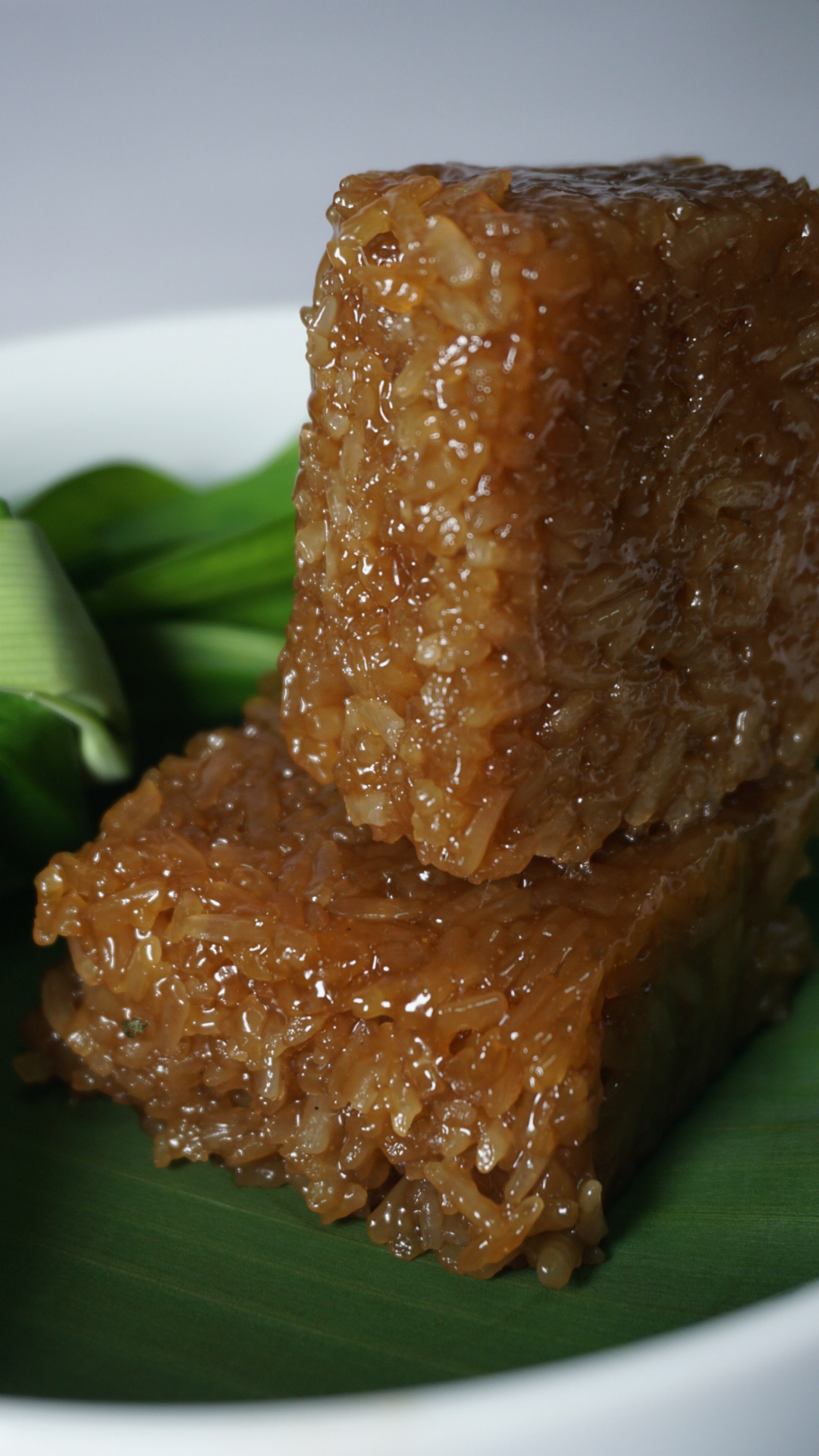Wajek Chetti / Traditional Chetti Melakan Pure Palm Sugar Enriched Steamed Glutinous Rice Cake (Pre-Order)